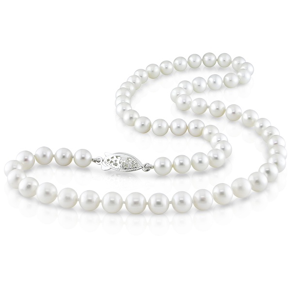 18 6.5-7mm FW White Pearl Necklace w/ Silvertone Fish Eye Clasp