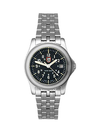 Luminox -- Dress Field