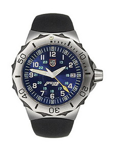 Luminox -- F16 Pilot