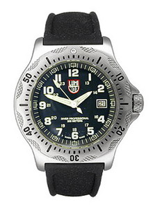 Luminox -- Navy Seal Ultimate Dive Series