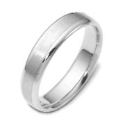 Decimus 5.00 mm Platinum Wedding Band