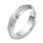 5.50 mm Platinum Striped Dora Wedding Band