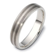 Federico -- 5.00 mm Titanium & Gold Dora Wedding Band