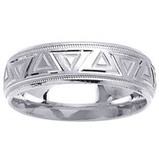 14K White Gold Triangle Design Wedding Band
