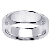 Facet Design 14K Diamond Wedding Band