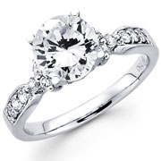 Round Diamond Set 18KW Engagement Ring