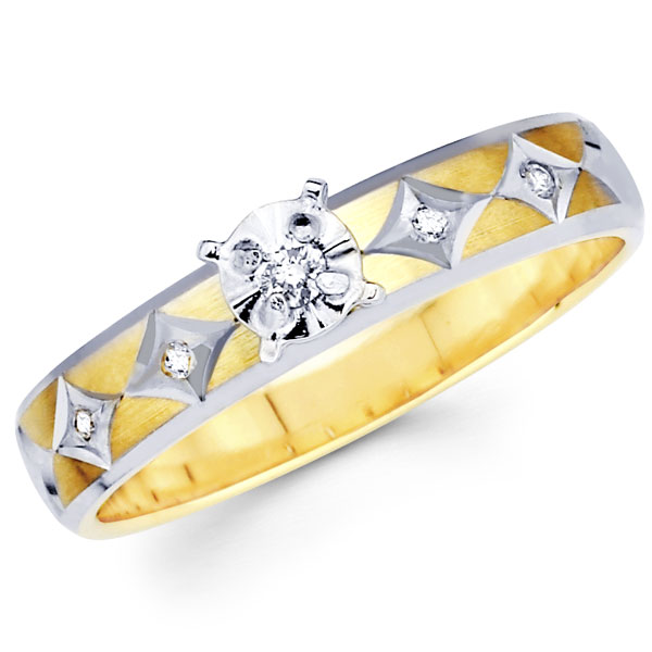 14K Diamond-Patterned Brilliant Cut Engagement Ring